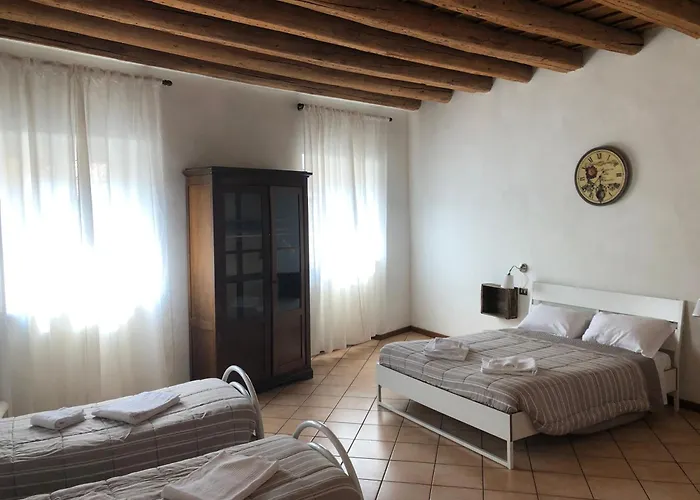 Ai Leoni Hotel Verona