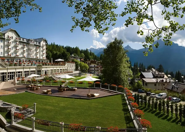 Cortina d'Ampezzo Hotels for Romantic Getaway