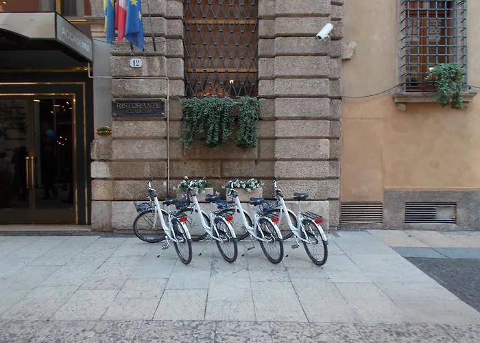 Verona hotels near Shakespeare's Verona