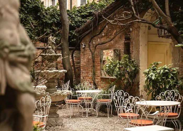 Hotel Flora - By Romanelli Family Venice