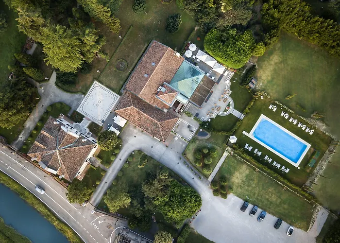Villa Franceschi Hotel & Resort Mira