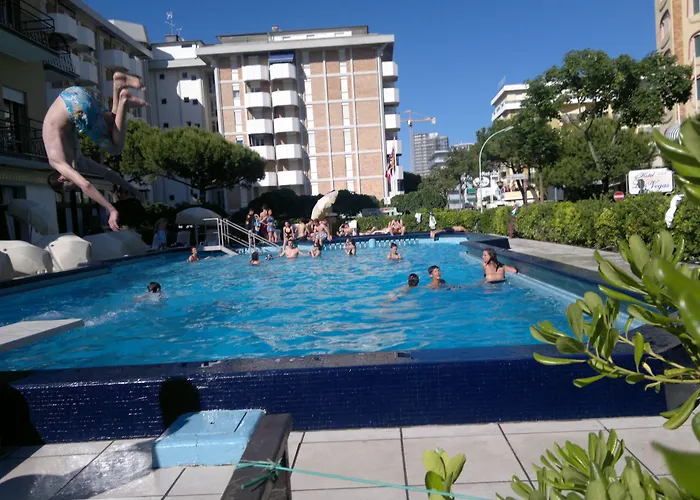 Lido di Jesolo hotels near Aqualandia
