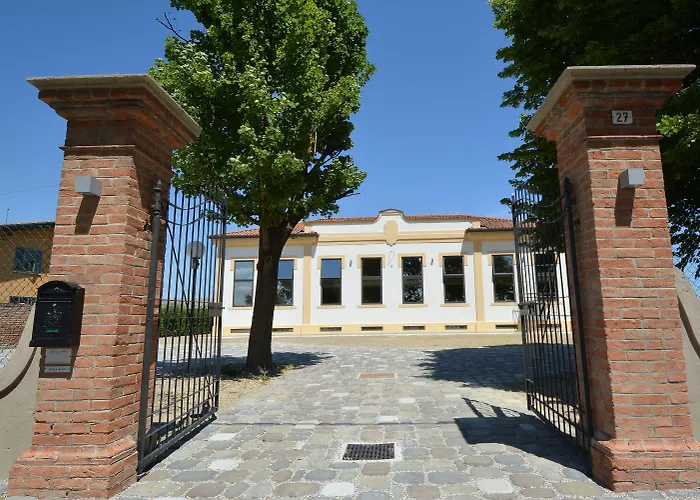 Resilienza Hotel Mira