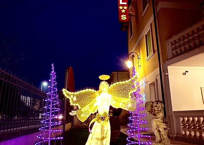 Vicenza hotels near Criptoportico Romano