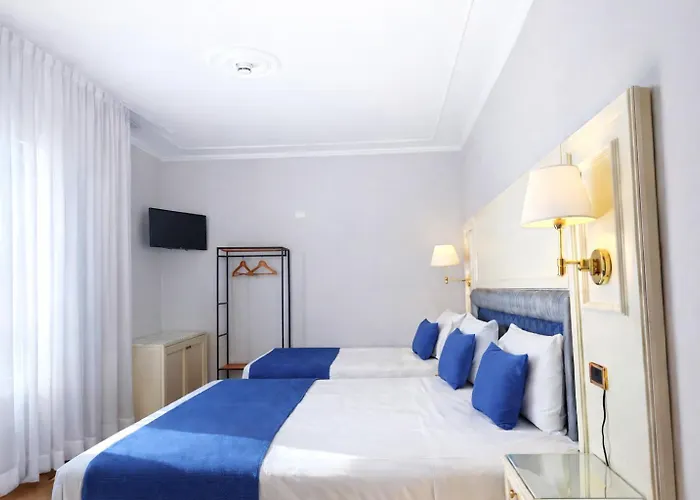 Mestre Hotels near Auckland Zoo with shuttle service