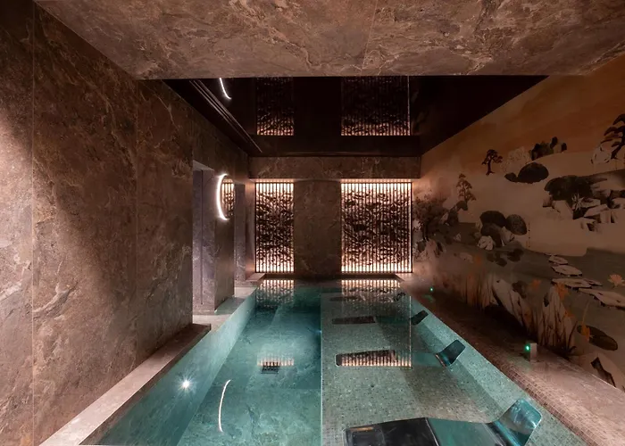 Cortina d'Ampezzo hotels near Roncato Festis