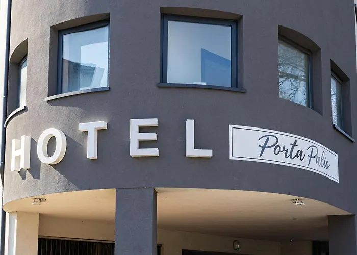 Verona hotels near Basilica di Santa Anastasia