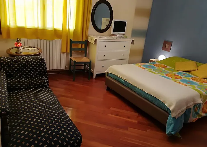 Padova hotels near Caffe Pedrocchi