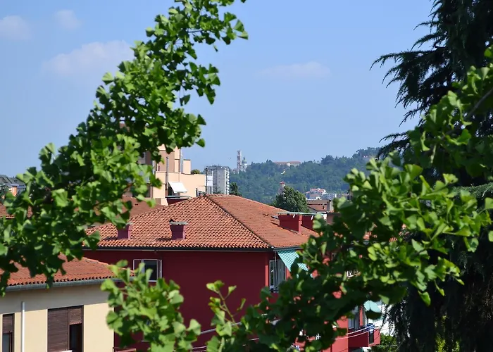 Vicenza hotels near Torre Bissara