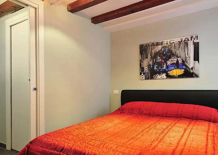 Vacation Apartment Rentals in Venice