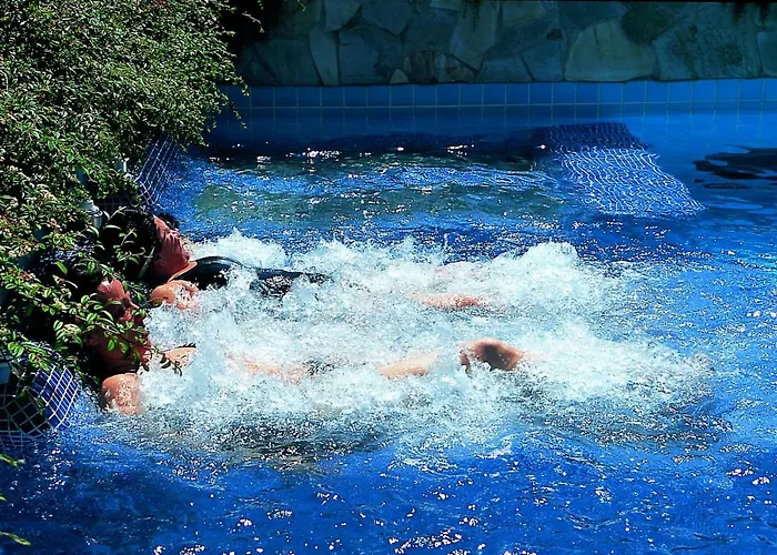 Montegrotto Terme hotels near Columbus Thermal Pool