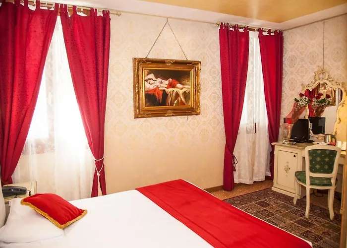 Residenza La Campana Hotel Venice