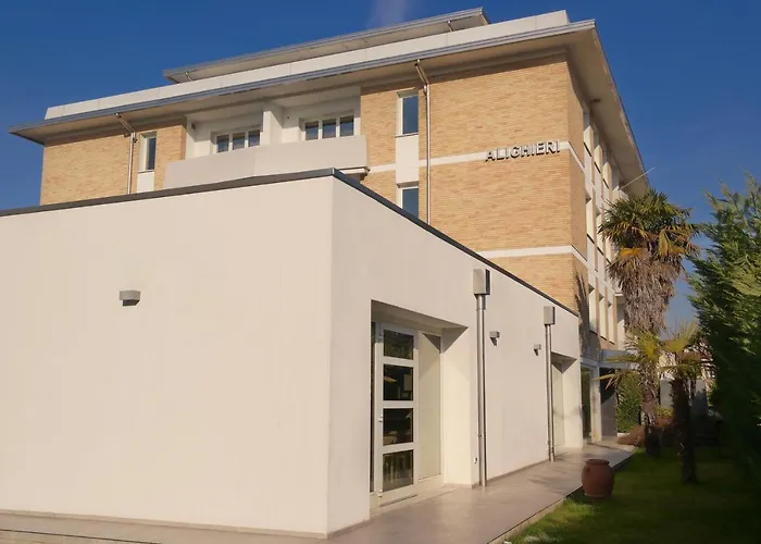 Stra Hotels